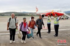 西双版纳机场今年以来商务类入境老挝旅客同比增长175%